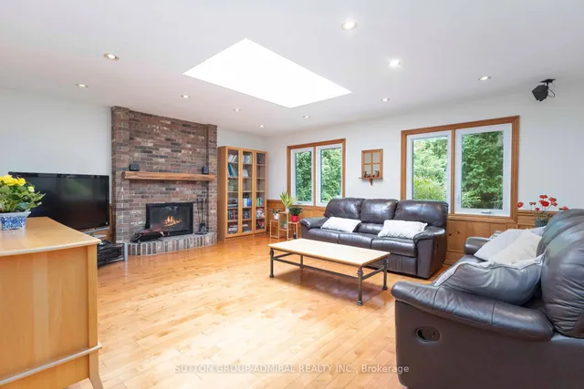 Additional image 18 of 71 Farmstead Rd