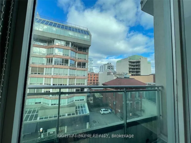 Additional image 15 of 77 Lombard St Unit 501