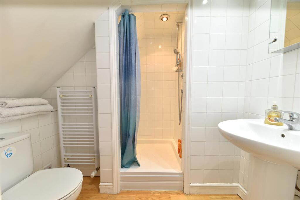 Additional image 18 of Westland Drive, Brookmans Park, Hatfield