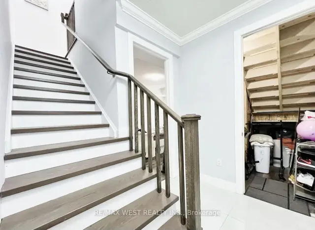 Additional image 31 of 975 Whitlock Ave Unit 20