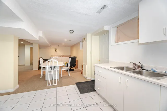 Additional image 43 of 32 Chopin Cres