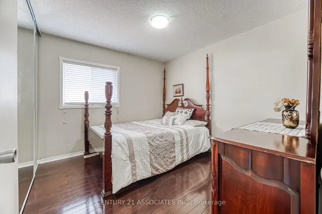 Additional image 28 of 5785 Sidmouth St