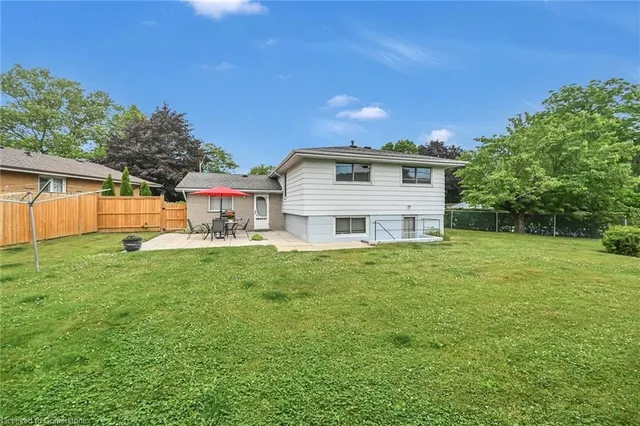 Additional image 44 of 272 St Andrews Dr