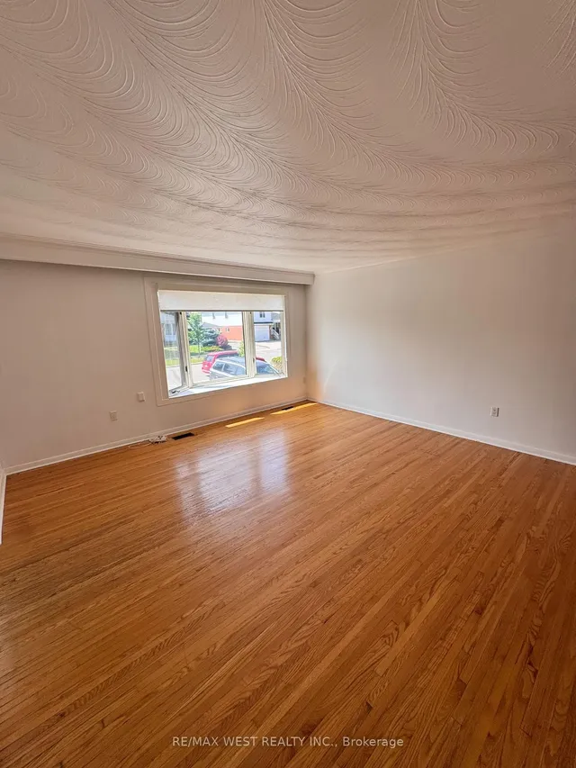 Additional image 8 of 100 Spenvalley Dr