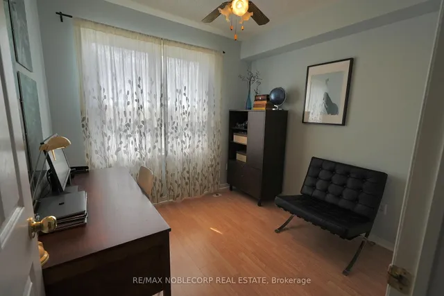 Additional image 18 of D-17 Overlea Blvd