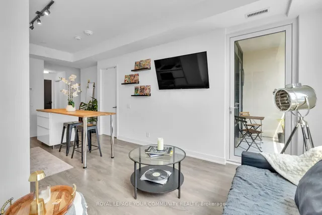 Additional image 3 of 108 Peter St Unit 3307