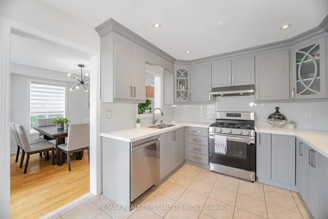 Additional image 15 of 20 Irene Cres