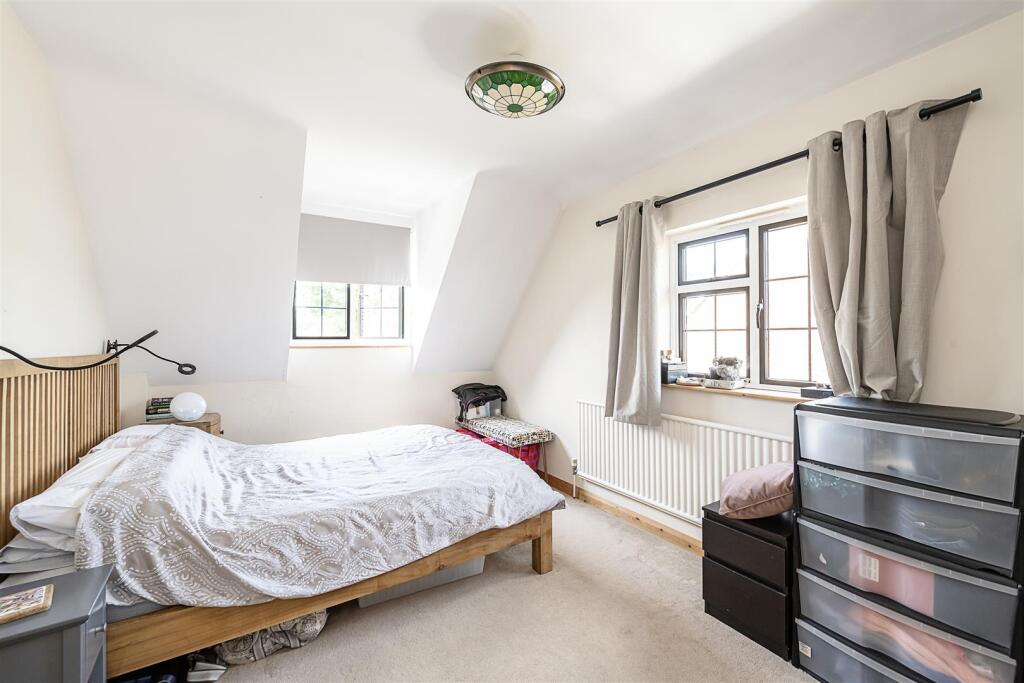 Additional image 8 of Breadcroft Lane, Harpenden