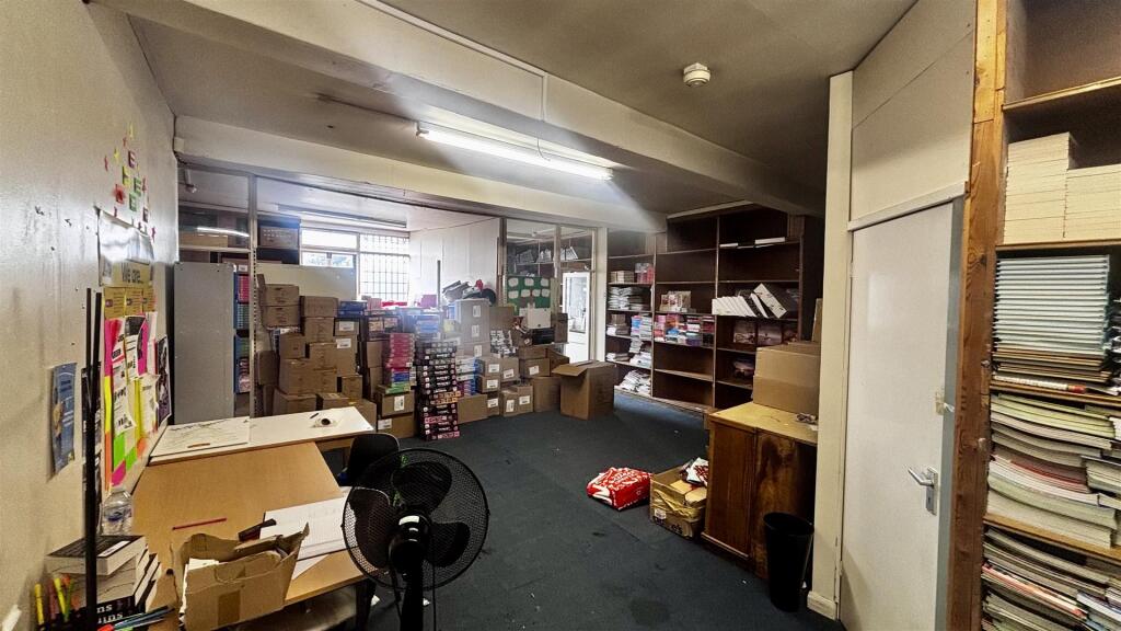 房产图片 6 - 1122 Warwick Road, Acocks Green, 伯明翰, B27 6BL