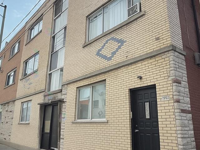 1895-1905 Rue Everett|Montréal (Villeray/Saint-Michel/Parc-Extension), Quebec H2E1P1