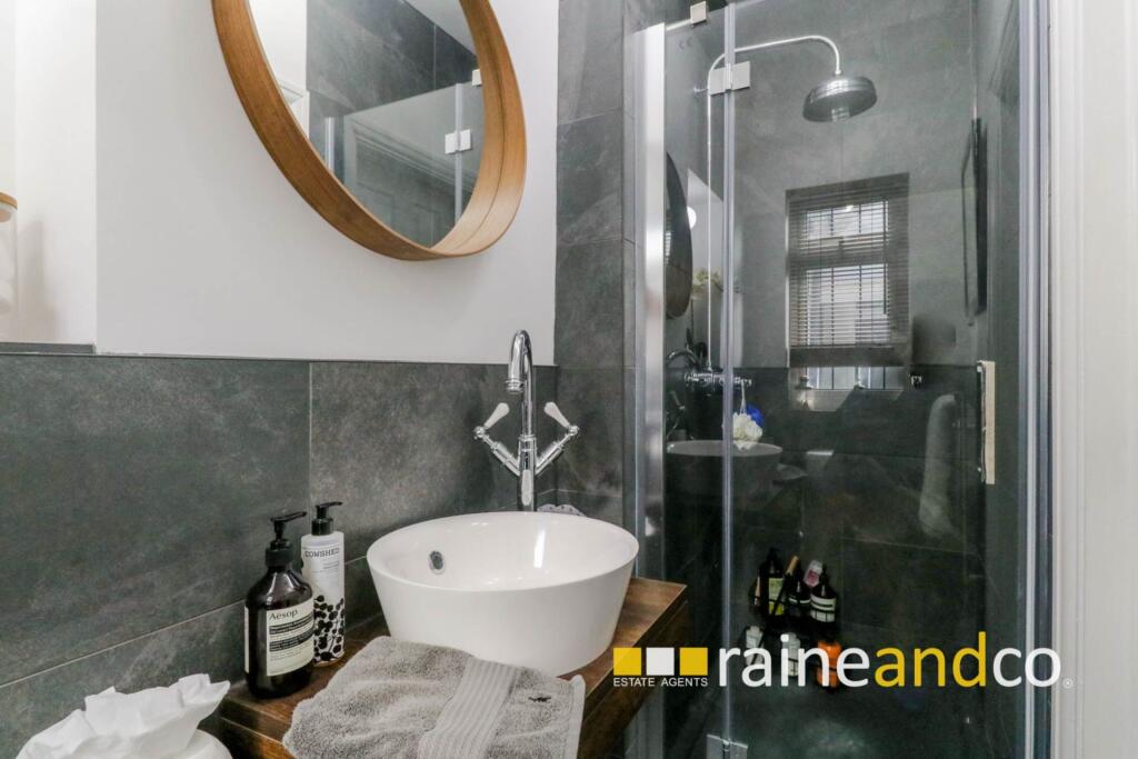 Additional image 22 of Georges Wood Road, Brookmans Park