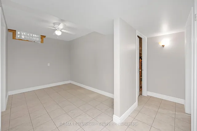 Additional image 36 of 212 Stonehenge Dr Unit 18