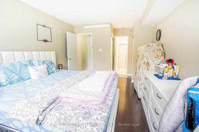 Additional image 22 of 8 Lisa St Unit 206