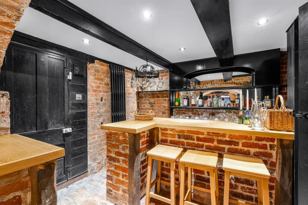 Additional image 29 of Church Street, Welwyn