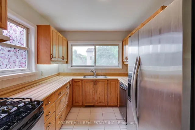 Additional image 17 of 160 Pleasant Ave