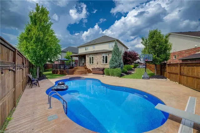 Additional image 37 of 51 Frey Cres