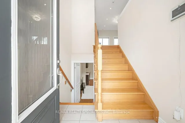 Additional image 24 of 34 Aspen Hills Rd