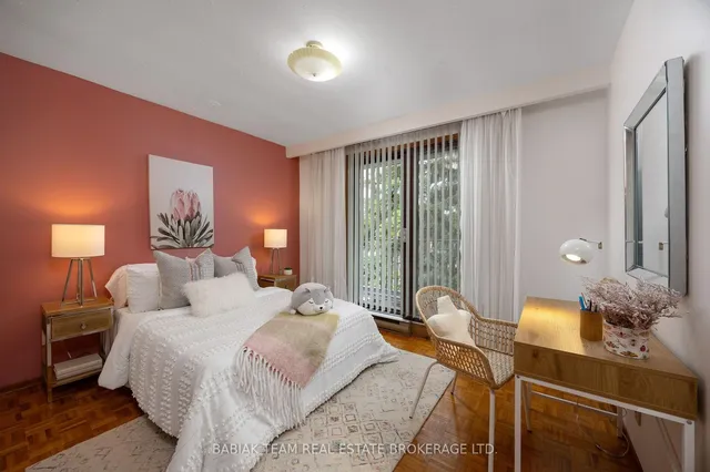 Additional image 32 of 90 Humberview Rd