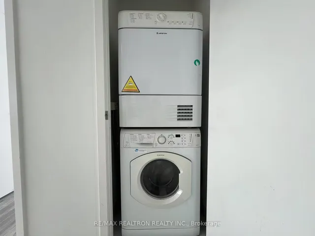 Additional image 17 of 21 Iceboat Terr Unit 3712