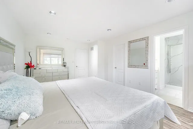 Additional image 22 of 33 Asterwind Cres