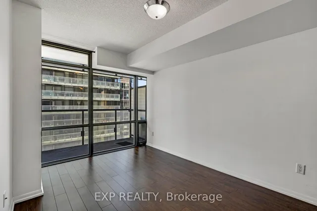 Additional image 30 of 38 Grenville St Unit 901
