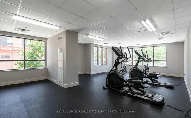 Additional image 15 of 1420 Dupont St Unit 1003