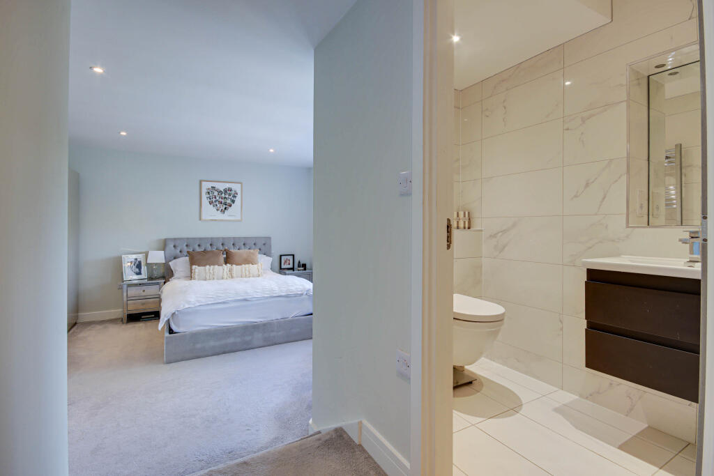 Additional image 9 of Cross Way, Harpenden, Hertfordshire, AL5