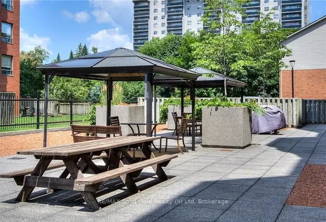 Additional image 15 of 20 Ellen St Unit 611