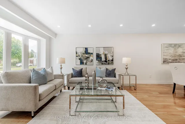 Additional image 12 of 27 Apache Tr