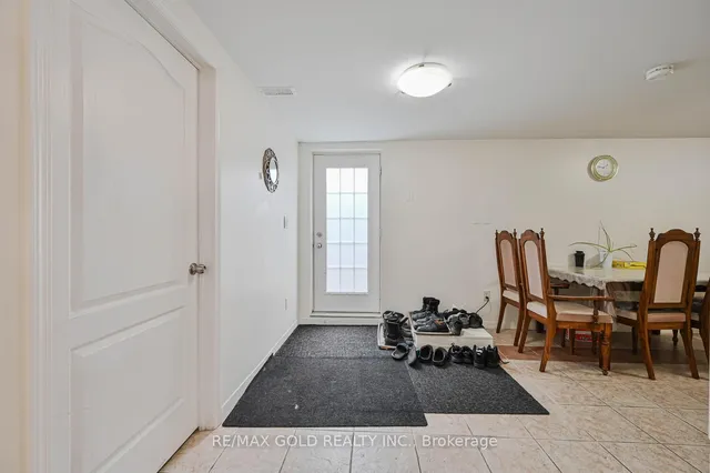 Additional image 31 of 46 Cobblestone Crt