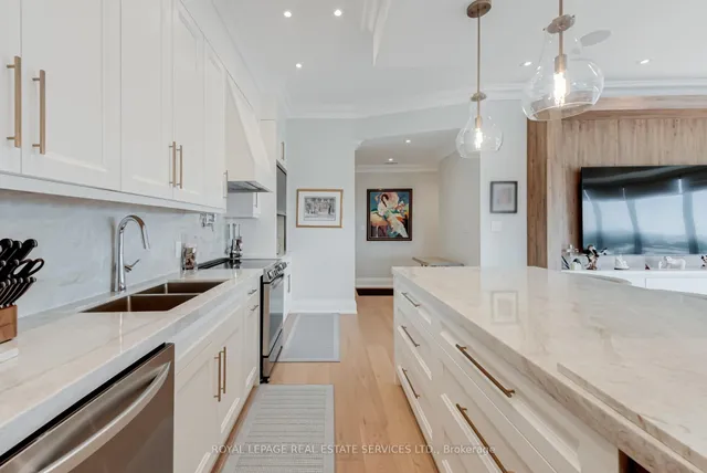 Additional image 20 of 2045 Lake Shore Blvd Unit 2508