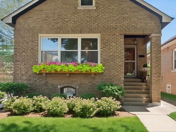 5943 N Talman Ave, Chicago, IL 60659