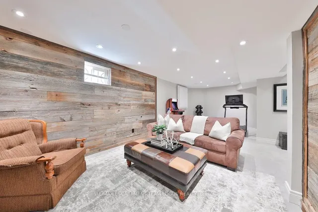 Additional image 34 of 2137 Turnberry Rd