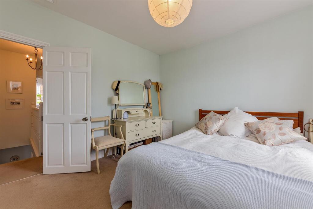 Additional image 12 of Sopwell Lane St. Albans