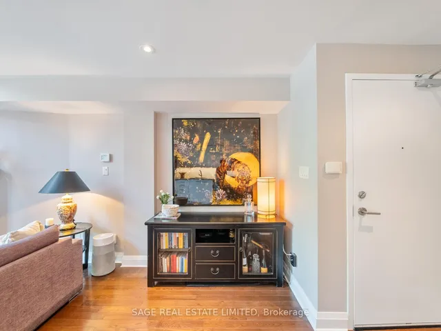 Additional image 10 of 2012 Queen St Unit 204