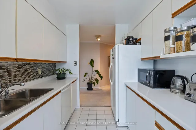 Additional image 18 of 3231 Eglinton Ave Unit 506