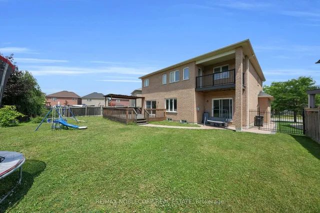 Additional image 46 of 48 Monabelle Cres