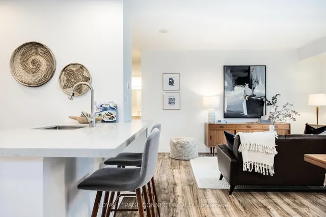 Additional image 19 of 2088 Lawrence Ave Unit 308