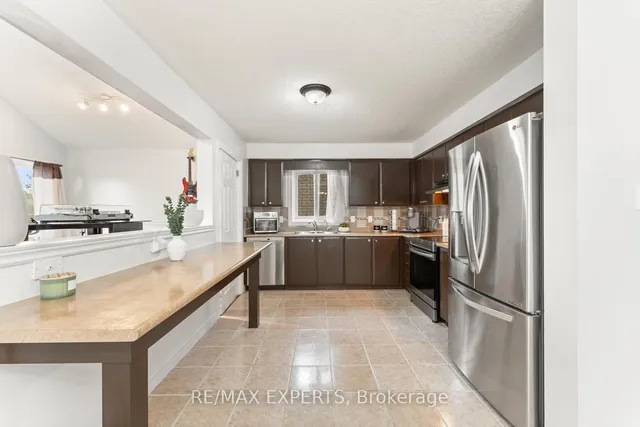 Additional image 10 of 56 Steepleridge St