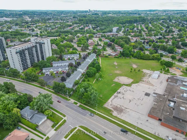 Additional image 16 of 90 Mooregate Cres Unit 34