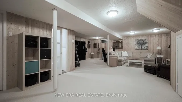 Additional image 39 of 1418 Jefferson Cres