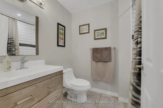 Additional image 24 of 14 6th Concession