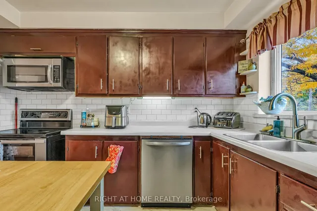 Additional image 15 of 1 Ridge Point Cres