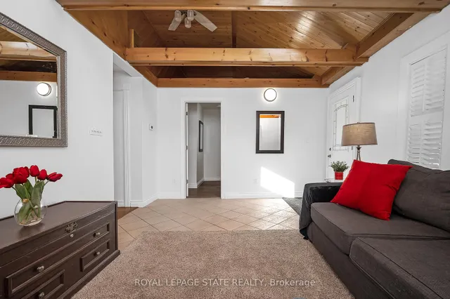 Additional image 33 of 100 Munn St