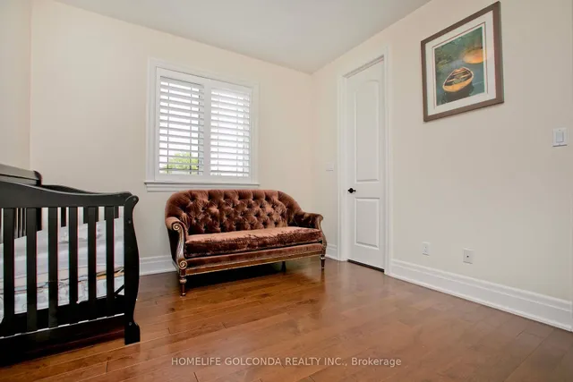 Additional image 23 of 394 Connaught Ave