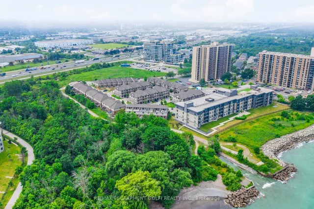 Additional image 39 of 16 Lakefront Dr