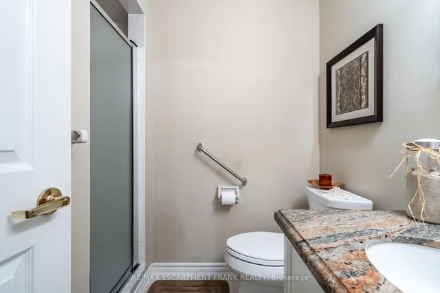 Additional image 17 of 810 GOLF LINKS Rd Unit 23