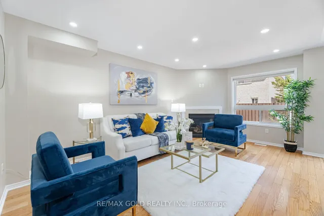 Additional image 11 of 26 Bushmill Circ