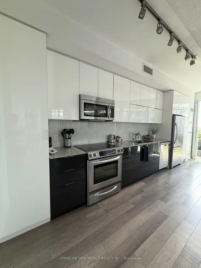 Additional image 4 of 80 Marine Parade Dr Unit 806