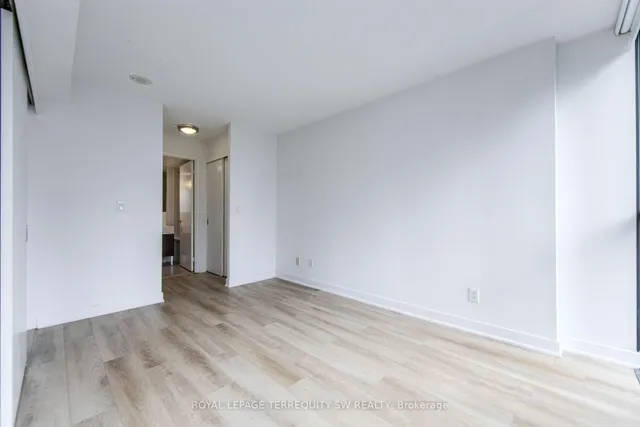 Additional image 19 of 110 Charles St Unit 707